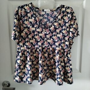 Full Circle Trends Floral Peplum Blouse Size M